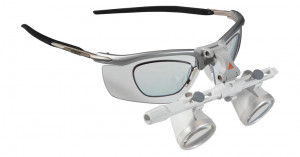 Loupes binoculaires HEINE HR 2,5x avec support pivotant I-View sur S-Frame